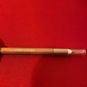 New Estee Lauder Double Wear lip liner in Nude.
